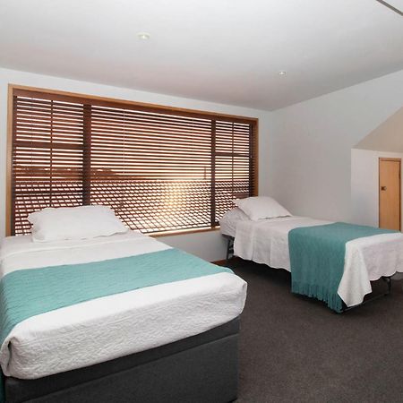 Beachfront Bliss On Wanaka Terrace Support Local Villa New Plymouth Eksteriør bilde